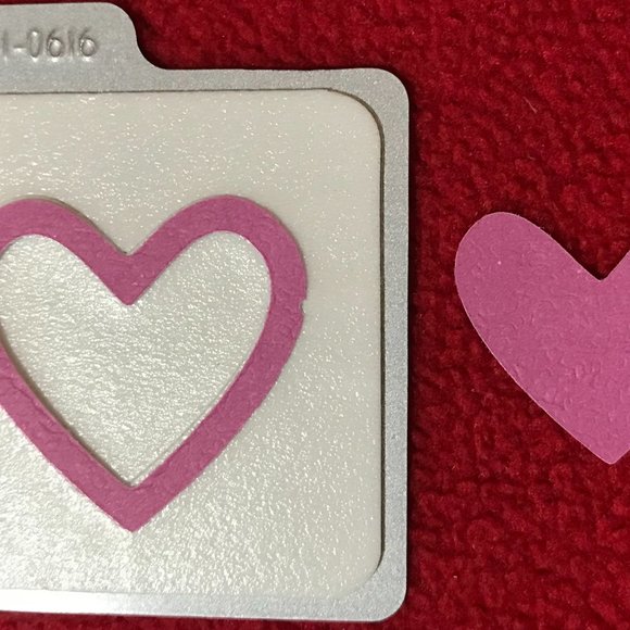 Quickutz BLUE Squeeze die cutting hand tool with cradle & 7-pc dies - Picture 9 of 16